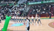 本来想看辽篮赢球，结果目光全被啦啦队小姐姐带走了！👀