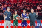 不止是看球!丁彦雨航与郭艾伦为耐高男女篮MVP张宇辰&许梦伊颁奖