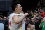 今天首发出战！李弘权13投6中&三分8中2得到17分4板4助