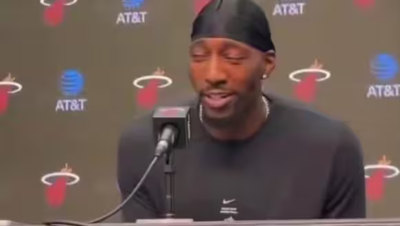 阿德巴约谈阿贾的五个MVP：无法言语形容 只能仰望她的伟大